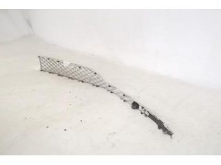 bontott BENTLEY BENTAYGA Első Lökhárító Jobb Díszrács