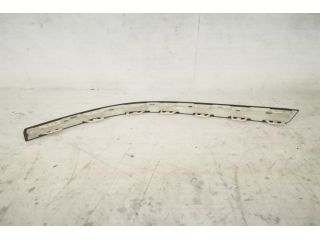 bontott BENTLEY BENTAYGA Hátsó Lökhárító Díszléc