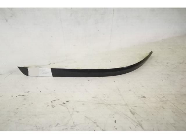 bontott BENTLEY BENTAYGA Hátsó Lökhárító Díszléc