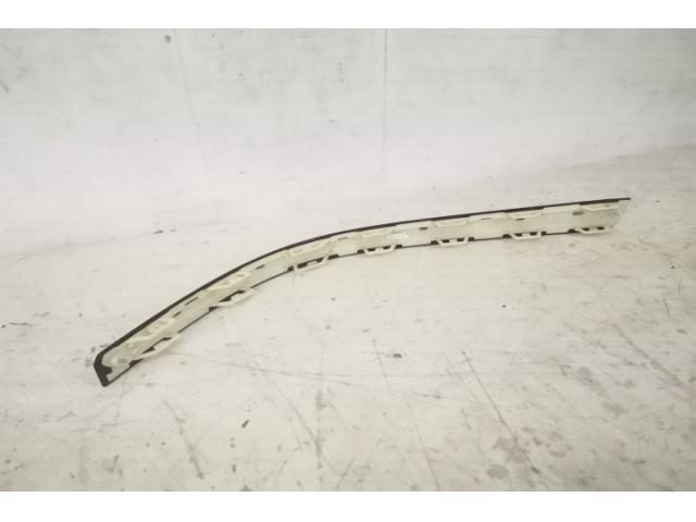 bontott BENTLEY BENTAYGA Hátsó Lökhárító Díszléc