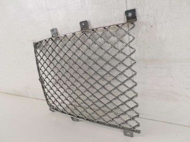 bontott BENTLEY BENTAYGA Hűtőrács