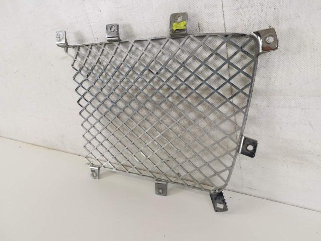 bontott BENTLEY BENTAYGA Hűtőrács