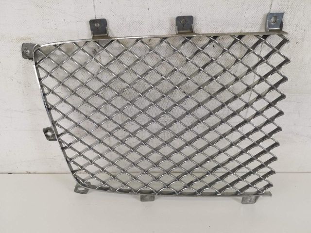 bontott BENTLEY BENTAYGA Hűtőrács