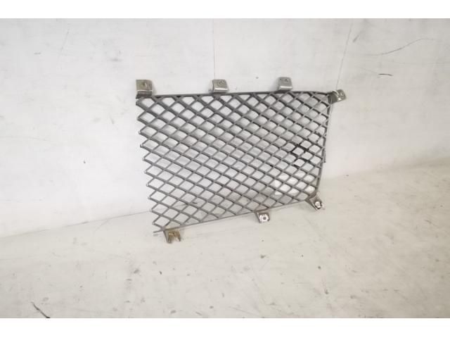 bontott BENTLEY BENTAYGA Hűtőrács