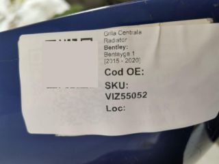 bontott BENTLEY BENTAYGA Hűtőrács