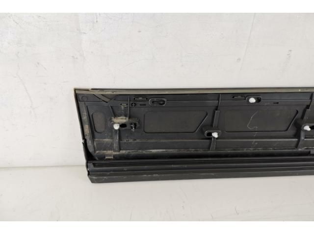 bontott BENTLEY BENTAYGA Jobb első Ajtó Díszléc