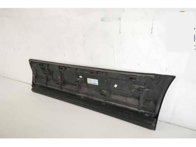 bontott BENTLEY BENTAYGA Jobb hátsó Ajtó Díszléc