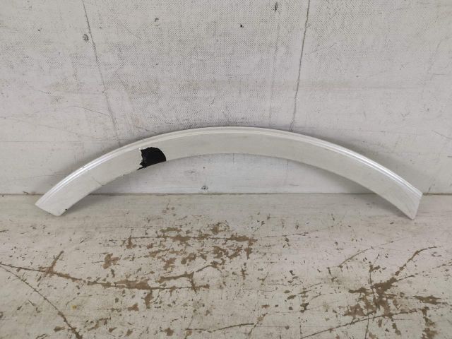 bontott BENTLEY BENTAYGA Jobb hátsó Sárvédő Díszléc