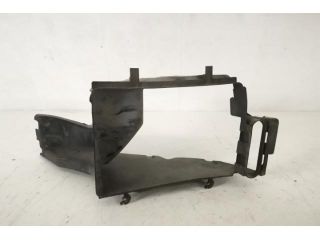 bontott BENTLEY BENTAYGA Jobb Hűtő Légterelő