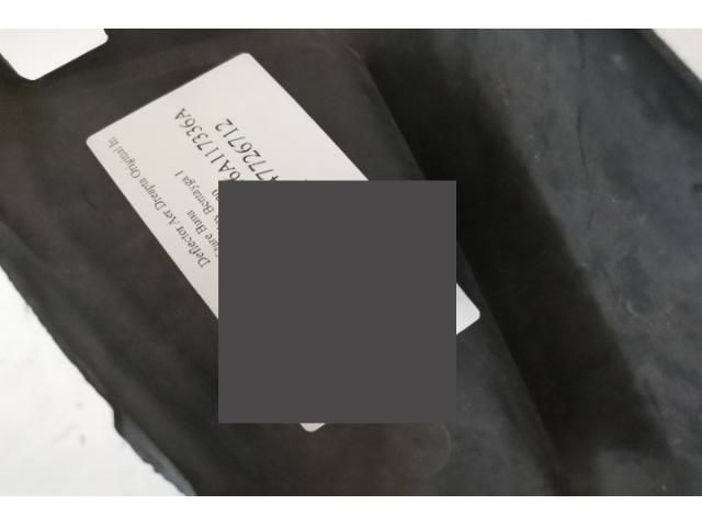 bontott BENTLEY BENTAYGA Jobb Hűtő Légterelő