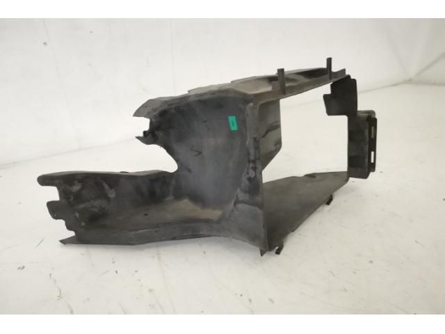 bontott BENTLEY BENTAYGA Jobb Hűtő Légterelő