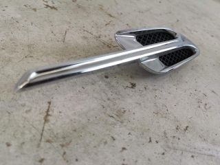 bontott BENTLEY CONTINENTAL Bal első Sárvédő Díszléc