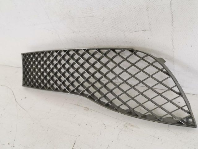 bontott BENTLEY CONTINENTAL Első Lökhárító Alsó Középső Díszrács