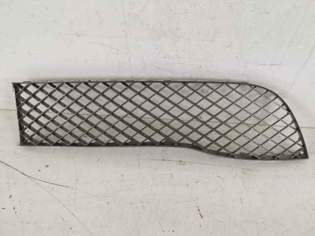 bontott BENTLEY CONTINENTAL Első Lökhárító Alsó Középső Díszrács