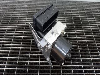 bontott BMW 1 ABS Kocka