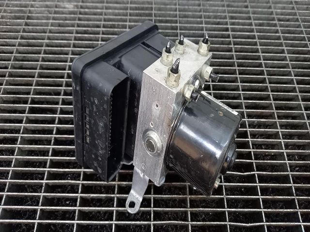 bontott BMW 1 ABS Kocka