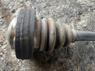 bontott BMW 1 Bal Féltengely