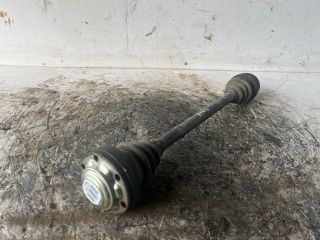 bontott BMW 1 Bal Féltengely