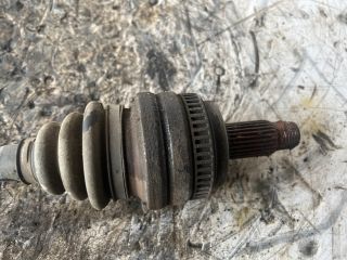 bontott BMW 1 Bal Féltengely