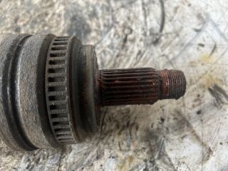 bontott BMW 1 Bal Féltengely