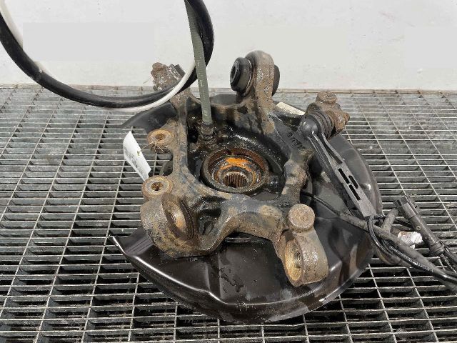 bontott BMW 1 Bal hátsó Csonkállvány