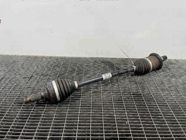 bontott BMW 1 Bal hátsó Féltengely