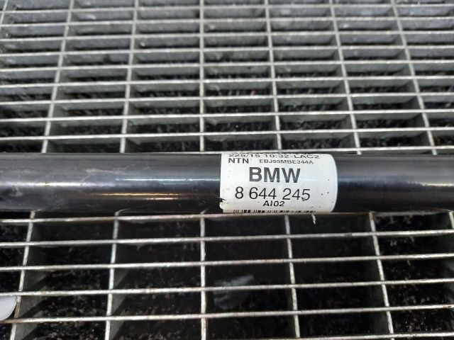 bontott BMW 1 Bal hátsó Féltengely