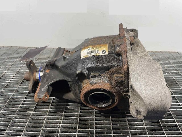 bontott BMW 1 Differenciálmű Tartó Bak