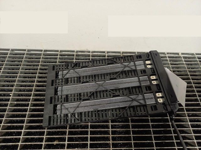 bontott BMW 1 Fűtőradiátor