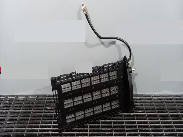 bontott BMW 1 Fűtőradiátor