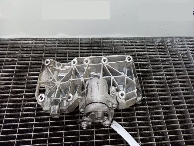 bontott BMW 1 Generátor Tartó Bak