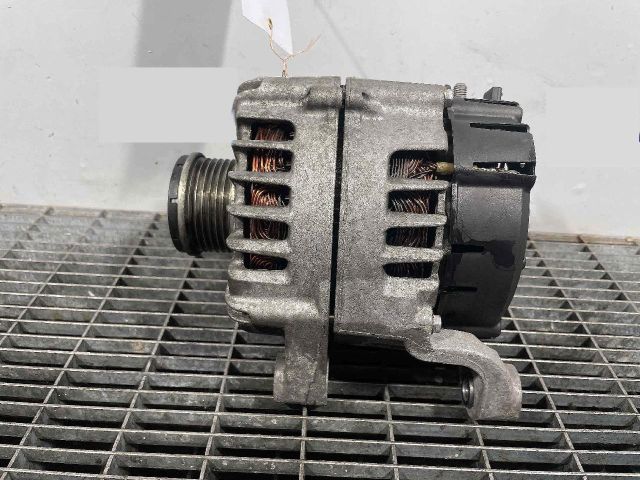 bontott BMW 1 Generátor