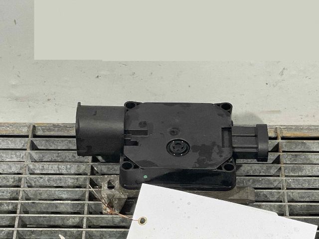 bontott BMW 1 Hűtőventilátor Relé