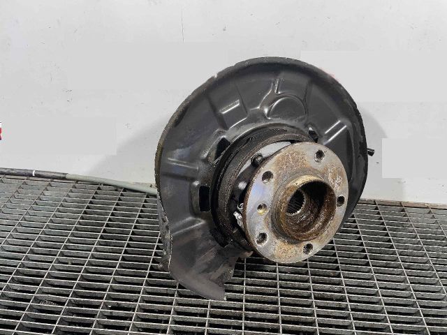 bontott BMW 1 Jobb hátsó Csonkállvány