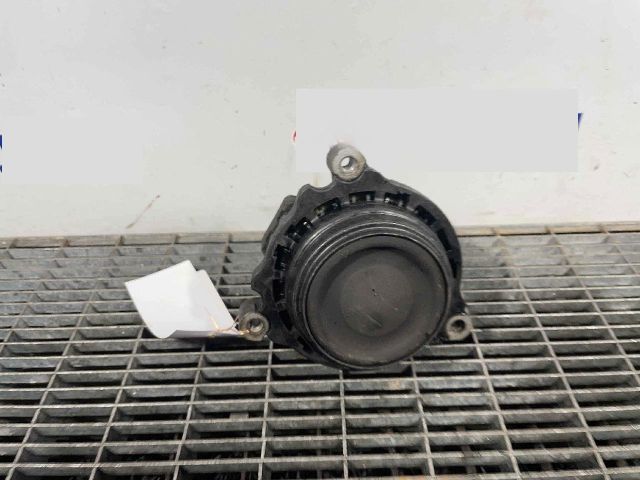 bontott BMW 1 Motor Tartó Bak (Pozíciófüggetlen)