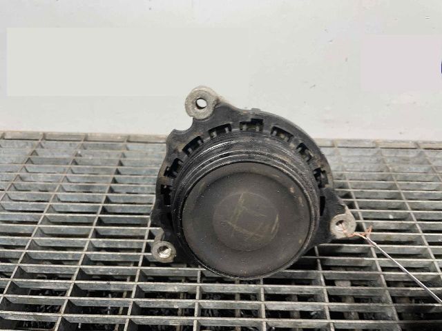 bontott BMW 1 Motor Tartó Bak (Pozíciófüggetlen)