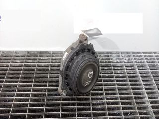 bontott BMW 1 Motor Tartó Bak (Pozíciófüggetlen)