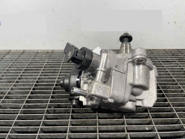 bontott BMW 1 Nagynyomású Szivattyú