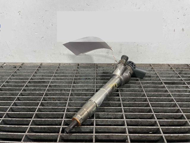 bontott BMW 1 Porlasztó (1 db)