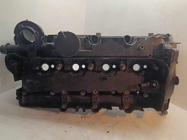 bontott BMW 1 Szelepfedél