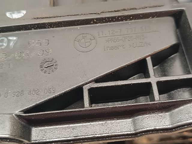 bontott BMW 1 Szelepfedél