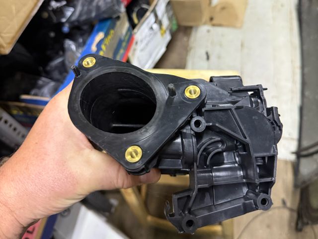 bontott BMW 1 Szívósor