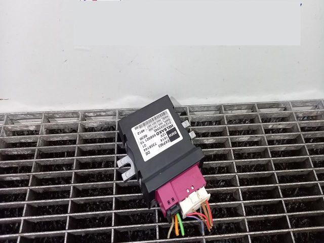 bontott BMW 1 Üzemanyag Szivattyú Relé