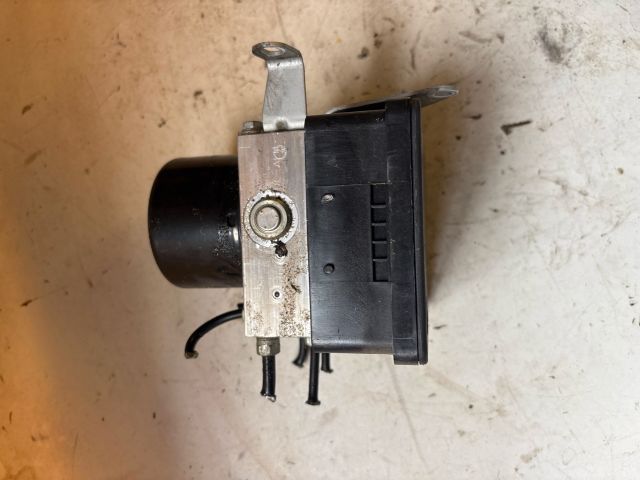 bontott BMW 1 ABS Kocka