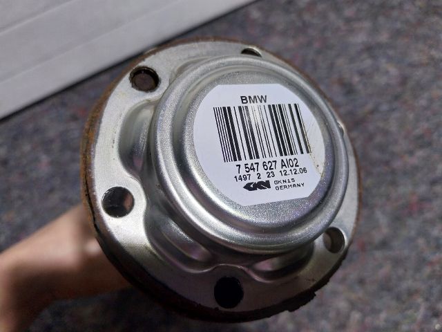 bontott BMW 1 Bal Féltengely