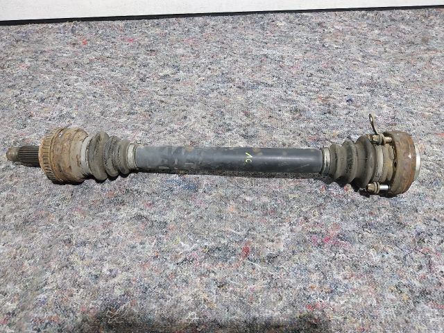 bontott BMW 1 Bal Féltengely