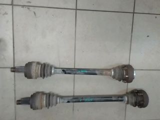 bontott BMW 1 Bal hátsó Féltengely