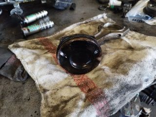 bontott BMW 1 Dugattyú és Hajtókar