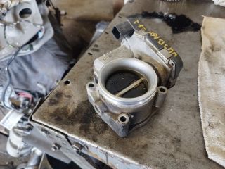 bontott BMW 1 Fojtószelep (Elektromos)