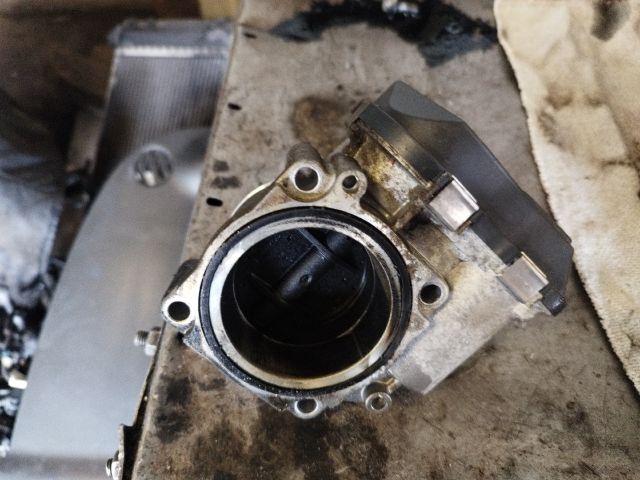 bontott BMW 1 Fojtószelep (Elektromos)